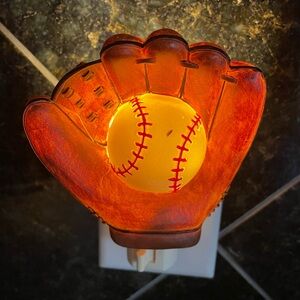 Ceramic Baseball Glove Night Light